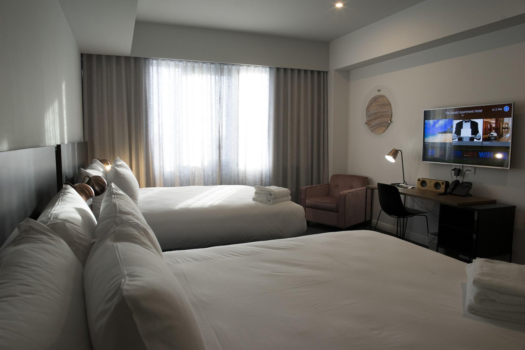 The Gerald Apartment Hotel Джералдтон Екстериор снимка