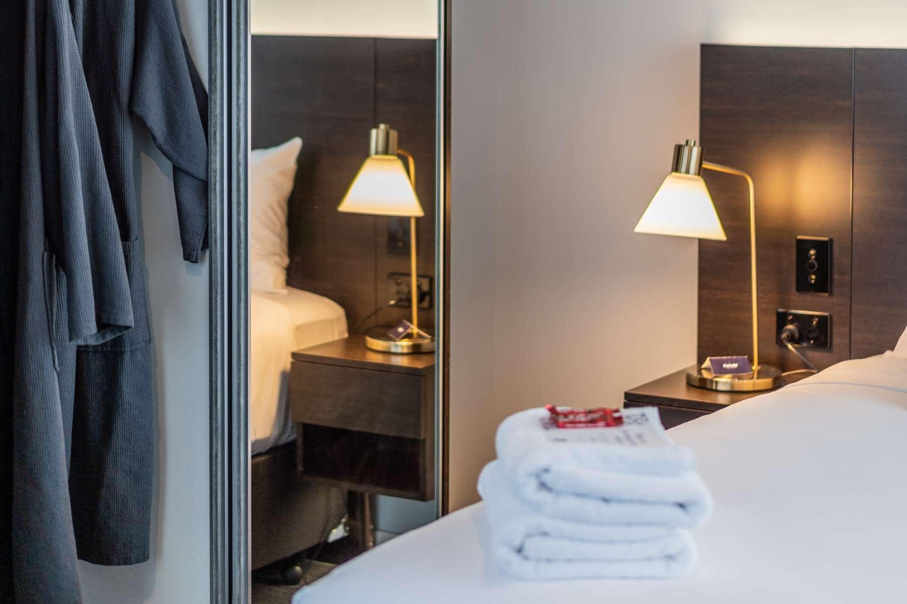 The Gerald Apartment Hotel Джералдтон Екстериор снимка