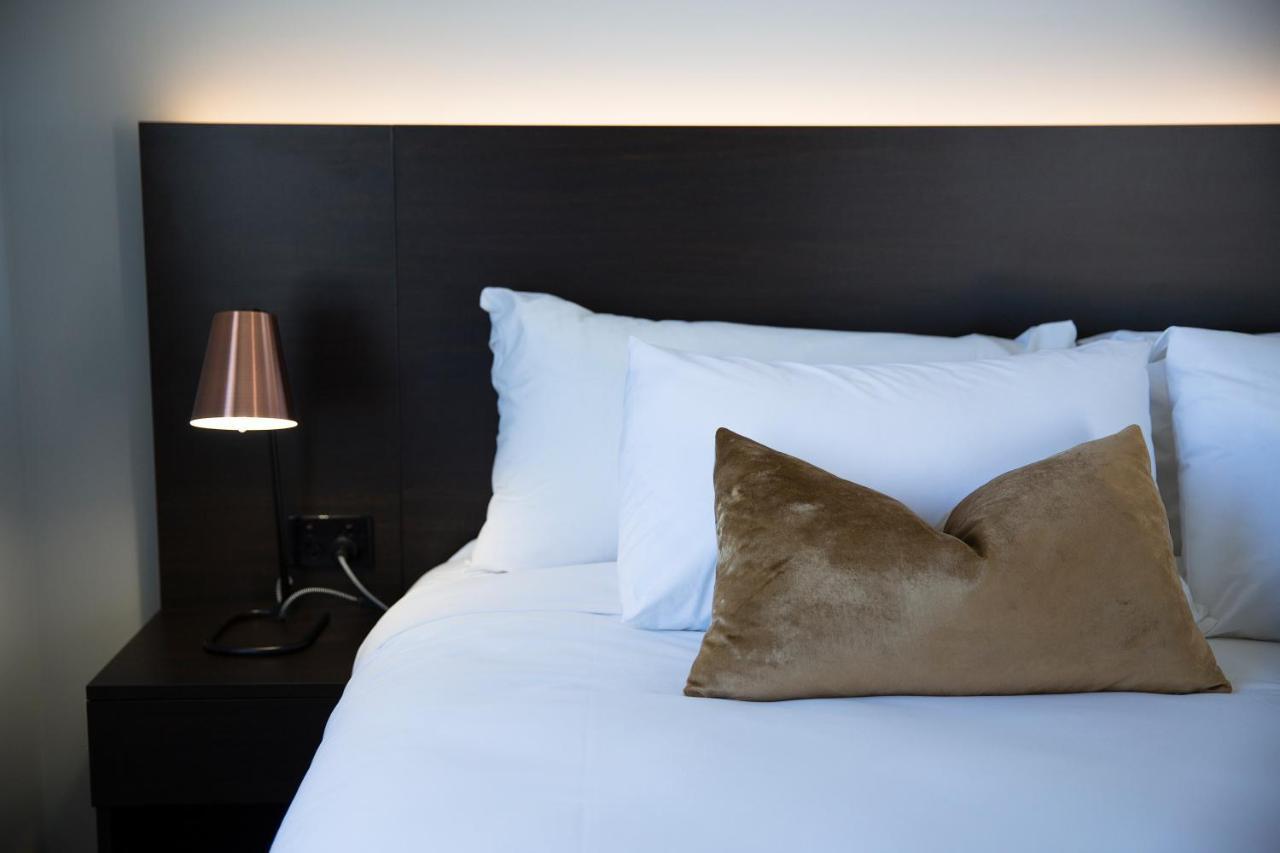 The Gerald Apartment Hotel Джералдтон Екстериор снимка